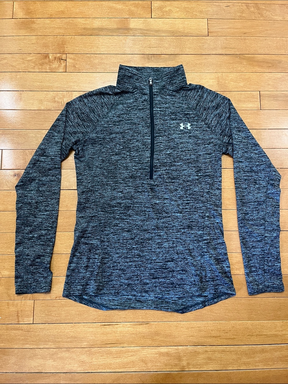 Under Armour Women's Black Heather 1/4 Zip Active Pullover